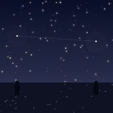 夜の海辺に並ぶ二人の影と、夜空に光る二つの明るい星と線で結ばれた構図